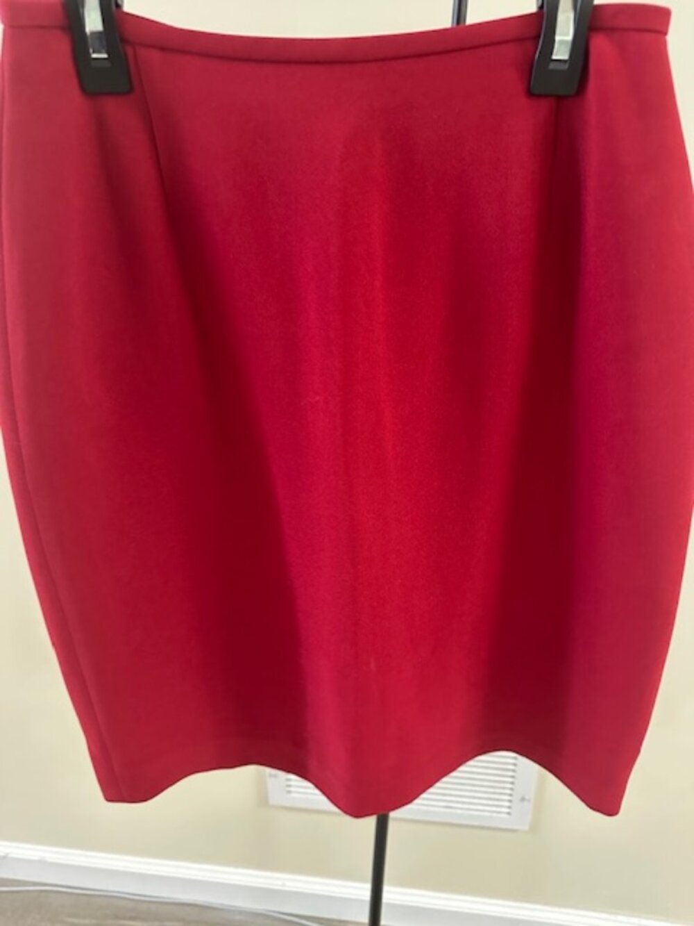 red casual corner pencil skirt